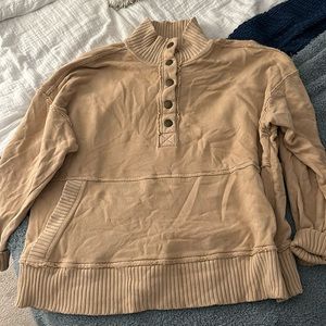 Aerie oversized tan sweatshirt with buttons size S/M
